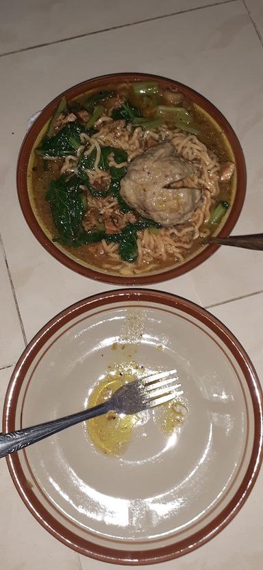 MIE AYAM IBU TITAN