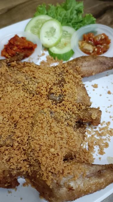 AYAM GORENG KARAWACI MAL@ALAMSUTRA