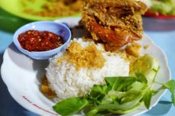 Photo's Ayam Penyet Cabe Ijo Kang Kemed Sekneg