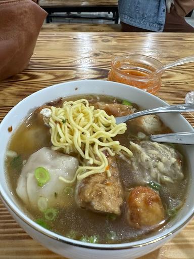 BAKSO MALANG CAK ENDUT GRAHA RAYA