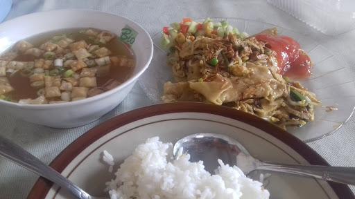 MIE AYAM OMA LAUW