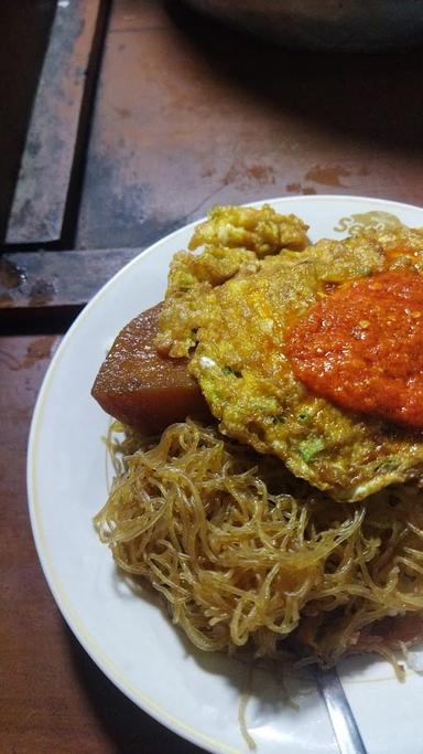 NASI UDUK DAN LONTONG SAYUR PAGI BU JOKO