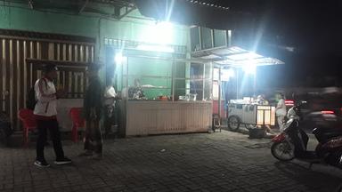 NASI UDUK PRAPATAN GONDRONG IBU MAR