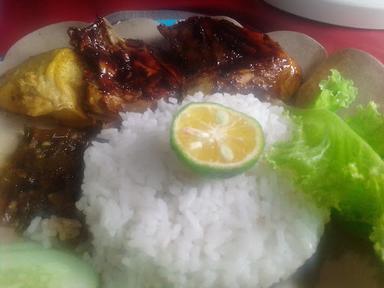 WARUNG AYAM GORENG ANUGERAH