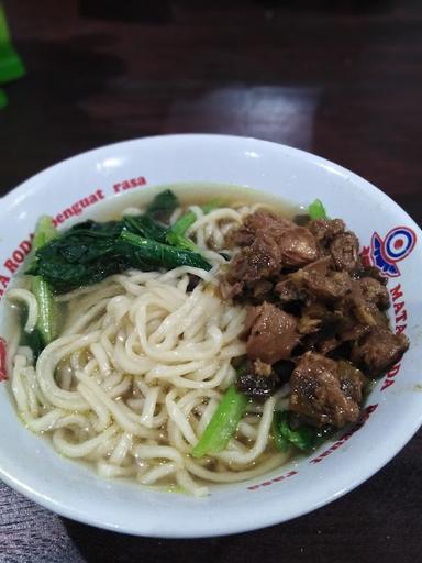 MIE AYAM & BAKSO TAN MUNGGUR