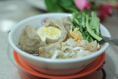 BAKSO SOLO LEGENDA