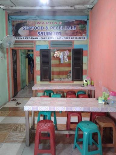 SEAFOOD DAN PECEL LELE SALIM 101