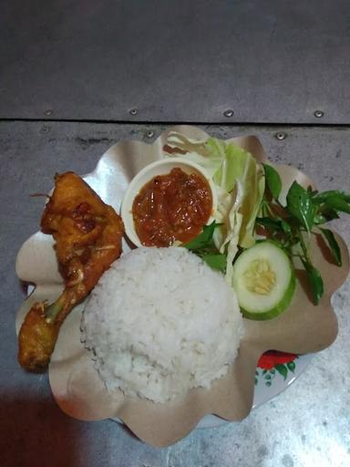 AYAM GORENG / PECEL LELE MAS SUS