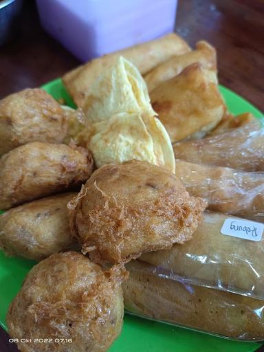 BAKSO SOTO YU TOMBLOK