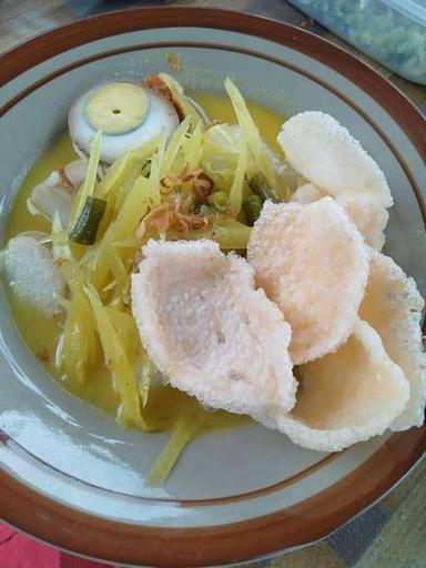 NASI UDUK MBAK ITA SEDIA: LONTONG SAYUR & BUBUR AYAM