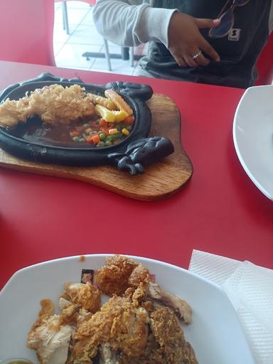 ROCKET CHICKEN GADING