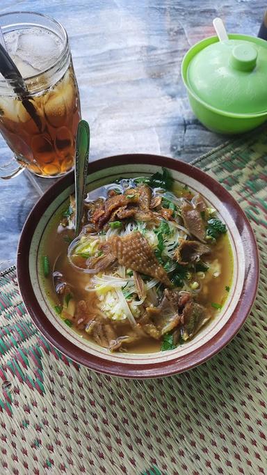 SOTO AYAM KAMPUNG MBAK RUS''