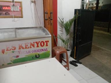 WARUNG ES KENYOT ALA JI