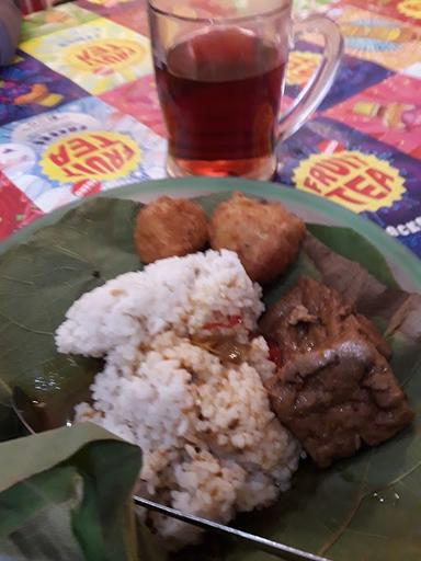 WARUNG NASI JAMBLANG