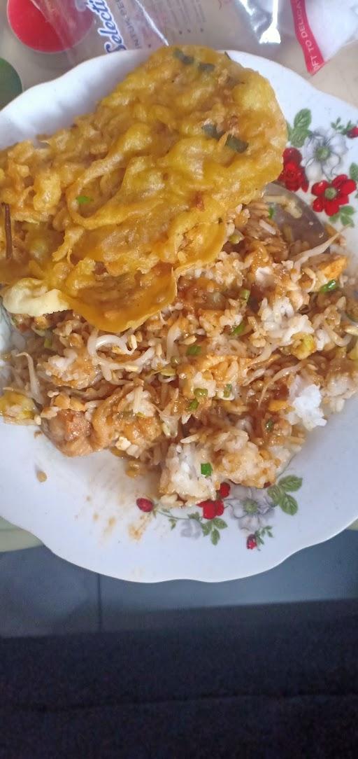 WARUNG NASI YU'UM