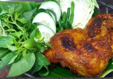 AYAM BAKAR PAK GURU