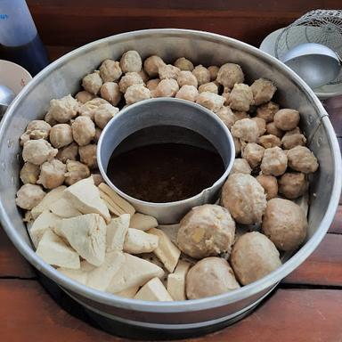 BAKSO URAT & MIE AYAM SULTAN AGUNG