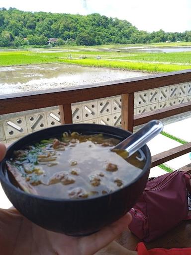 BALE MINDO SOTO & KOPI