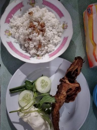 PECEL LELE NASI UDUK JARLEY