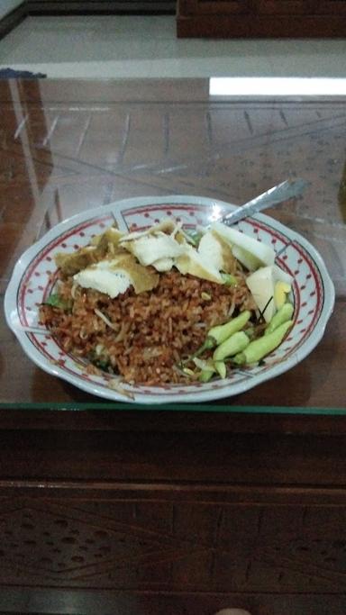 NASI GORENG PAKDE PRI