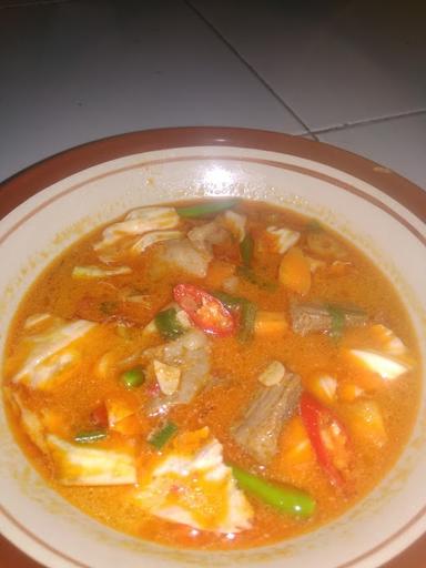 SOP BALUNGAN SAPI DAN TONGSENG GOMBANG