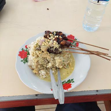 SATE KAMBING PAK MANYOL