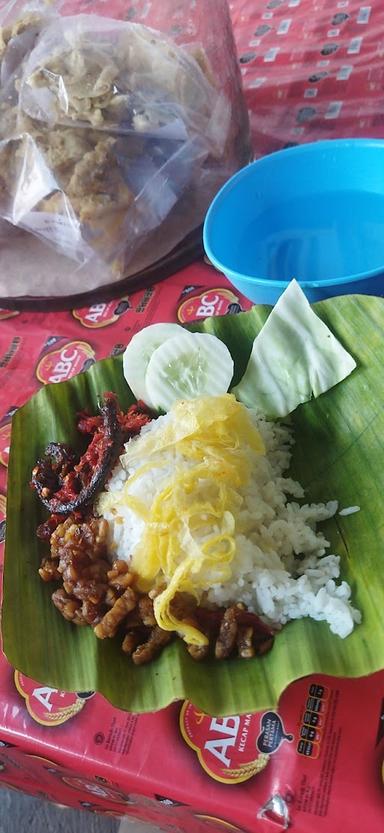 SEGO SAMBEL WELUT NYOTO ROSO IBU RAHAYU