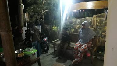 WARUNG MAKAN MIE AYAM PAK RT