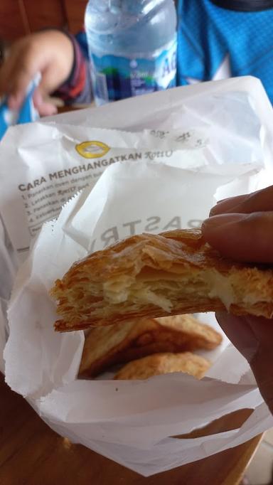 ROTI'O - PONDOK AREN