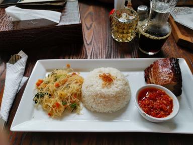 BOJAK COFFEE & MEAL