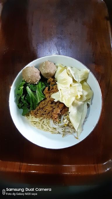 MIE KEPANGGIH YAMIN