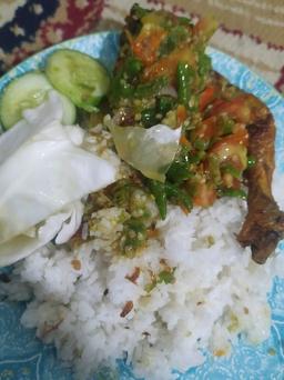 Photo's Nasi Goreng & Ayam Pecak Sani Jaya