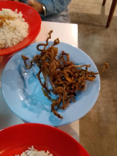 NASI UDUK PAK JHON EMERALD