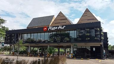 PIZZA HUT RESTORAN - EMERALD BINTARO