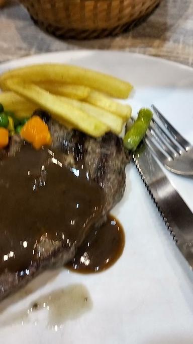 ONO STEAK PLAZA PONDOK GEDE