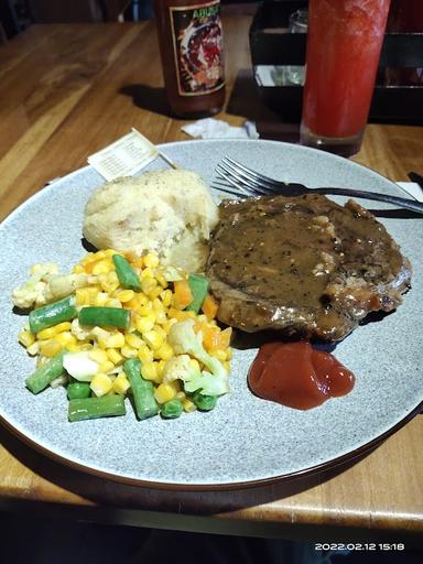 ABUBA STEAK - JATIWARINGIN