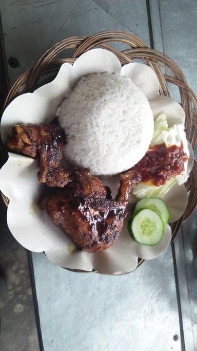 AYAM BAKAR MADUMA