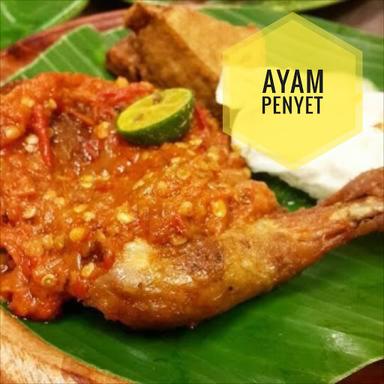 AYAM GORENG PAK KUS