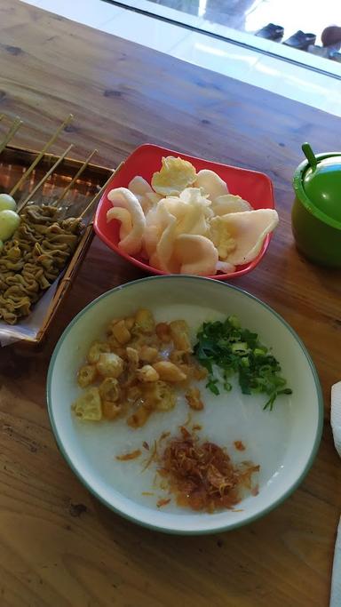 BUBUR AYAM KAMPUNG NYEMPLUNG