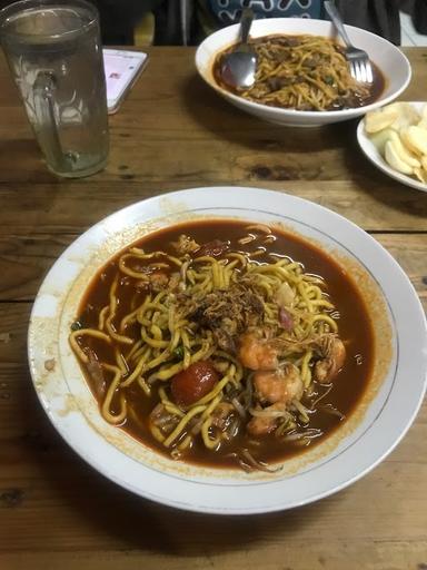 MIE ACEH DELIMA