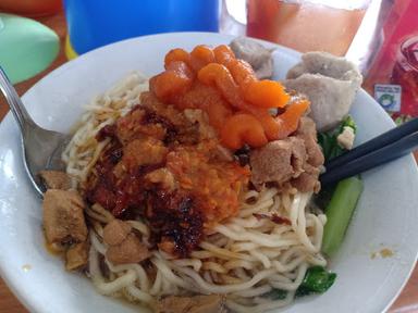 MIE AYAM PUSKESMAS