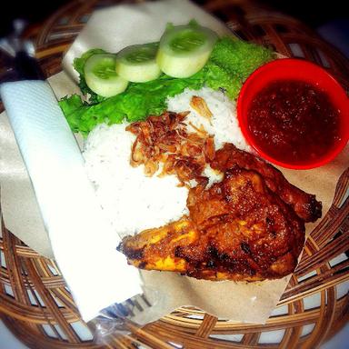 NASI KEBULI WARUNG TENDA(DAPUR HIKMAH CATERING)