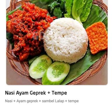 WARUNG DO'A IBU(AYAM GEPREK, AYAM PENYET)