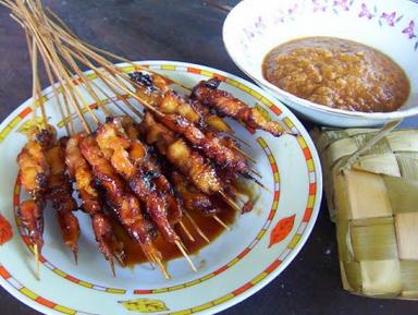 WARUNG SATE SOLO PAK MUL