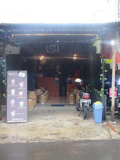 KEDAI SANTUY