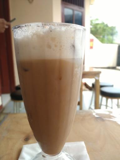 RUMAH COFFEE B'CIPZ