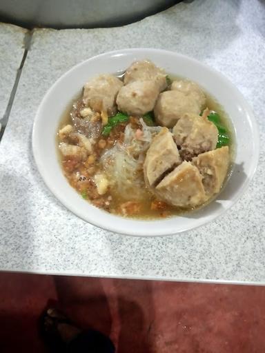 BAKSO KRIUK PAK DE WARNO