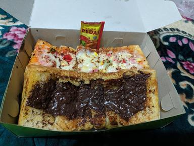 KEDAI ROTI BAKAR KITA