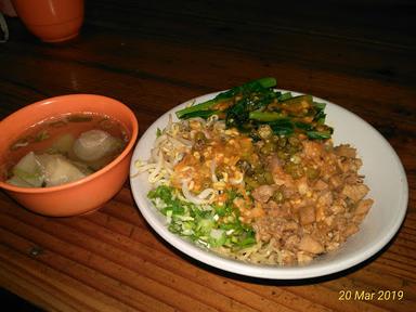 MIE AYAM BANGKA HANKAM