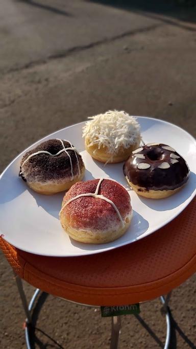 PATRON POTATO DOUGHNUTS